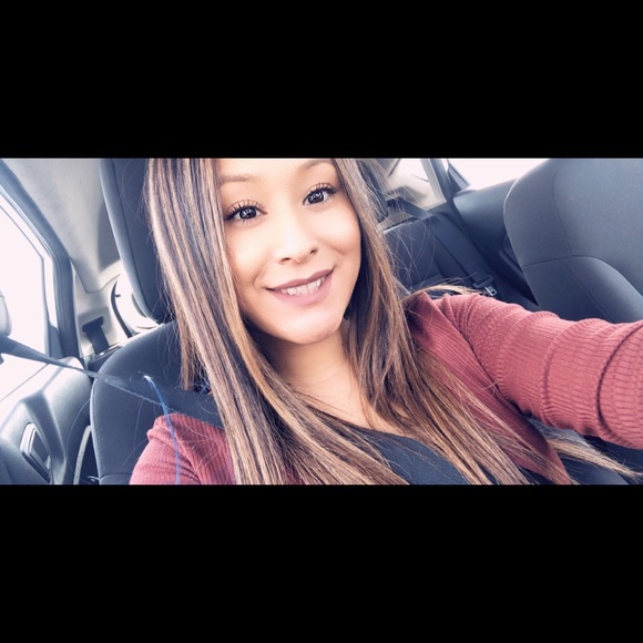 Meet your Posher, Anna - Picture 1 of 1